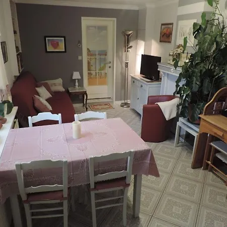 Florivan Comfortable Feriehus